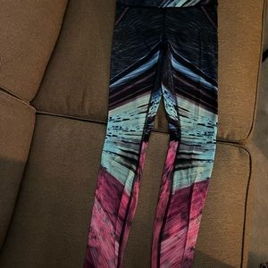 Lululemon leggings size 4